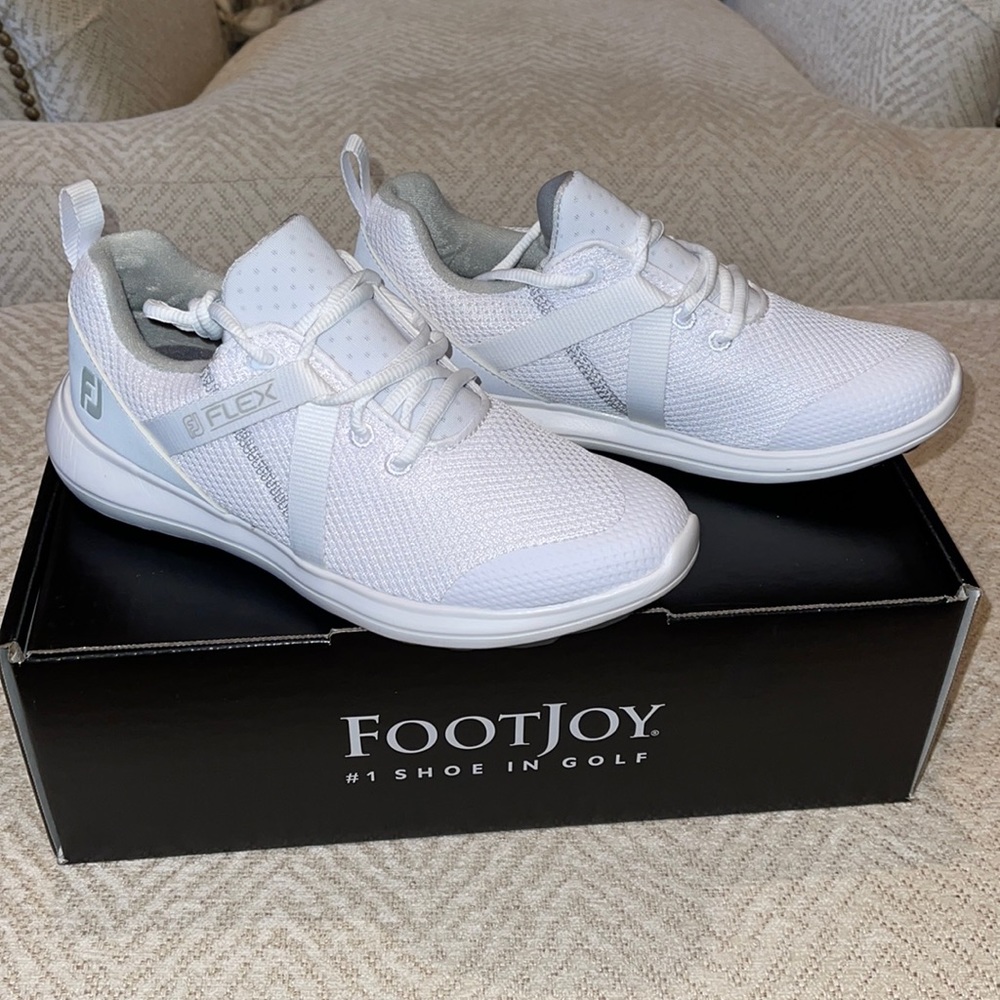 FOOTJOY FLEX Women’s Golf Shoes size 7. Brand New